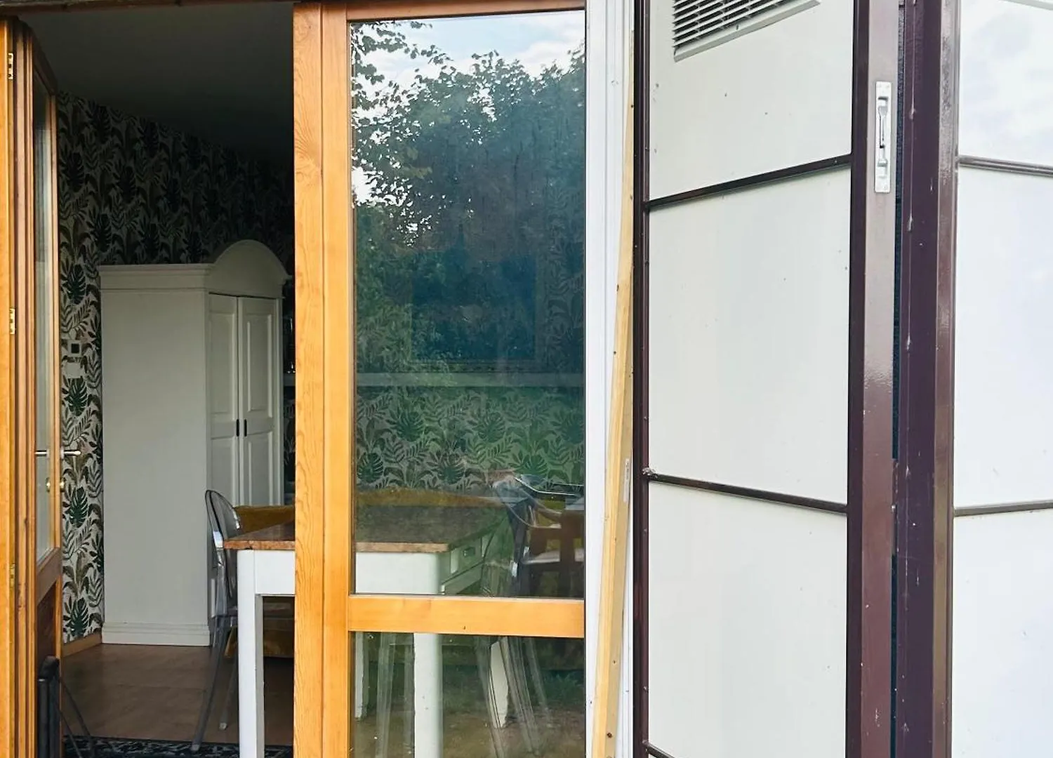 Feline Bliss In Bologna Hills A Sanctuary Hosted By Cats Apartment San Lorenzo in Collina